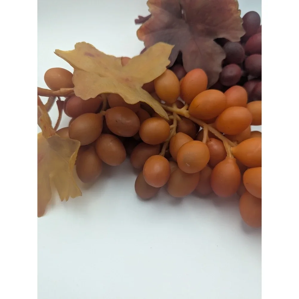 Vintage Style‎ Artificial Grape Clusters Burgundy Amber Faux Fruit Decor 2pc